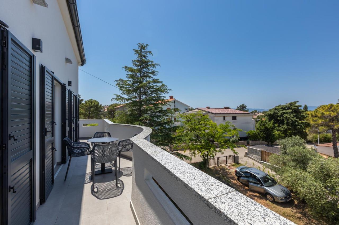 Apartments Cukar Punat Exterior photo